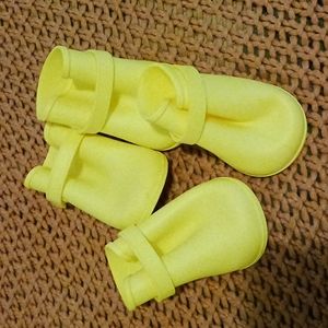 🥳 🎉 HOSTPICK!! 7/3/22 Yellow Dog shoes (rainboots)